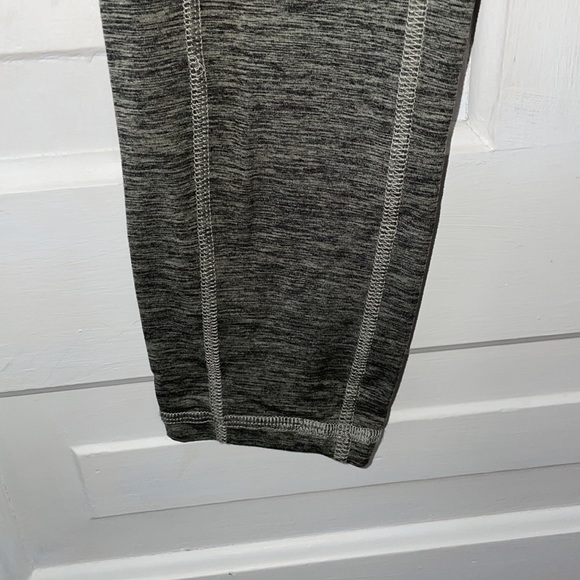 Joe Fresh Tights / Yoga Pants - Picture 3 of 5